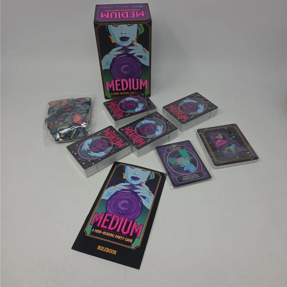 Medium - A Mind Reading Party Game - Psychic 2021 Halloween (Contents Sealed)